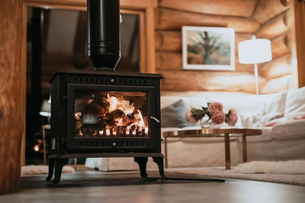 Wild Nurture Eco Luxury Offgrid Log Cabin Форт-Вільям Екстер'єр фото